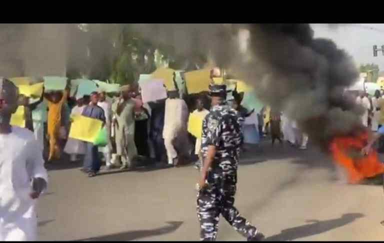 Protest Rocks Kano Emirates Over Dethronement Of Ado Bayero As Emir