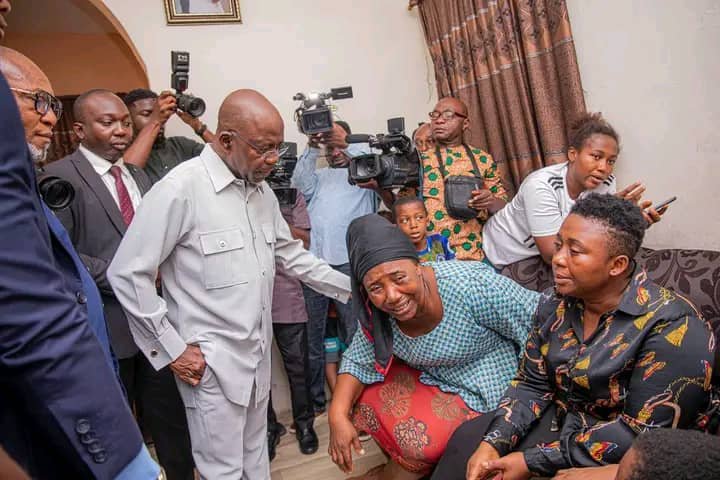 Gov Otti Visits Families Of Slained And Wounded Police Officers; Vows To Put An End To Attacks On Security Agents In The State 2 IMG 20240629 WA0061