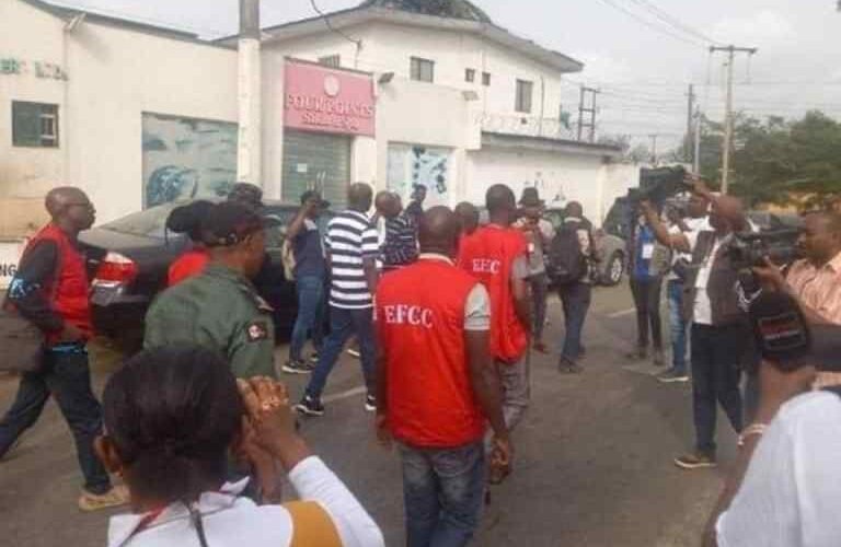 EFCC Operative Commits Suicide In FCT, Abuja