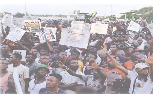 State Governor Gifts Youths N310 Million For Not Participating In #EndBadGovernance Protest