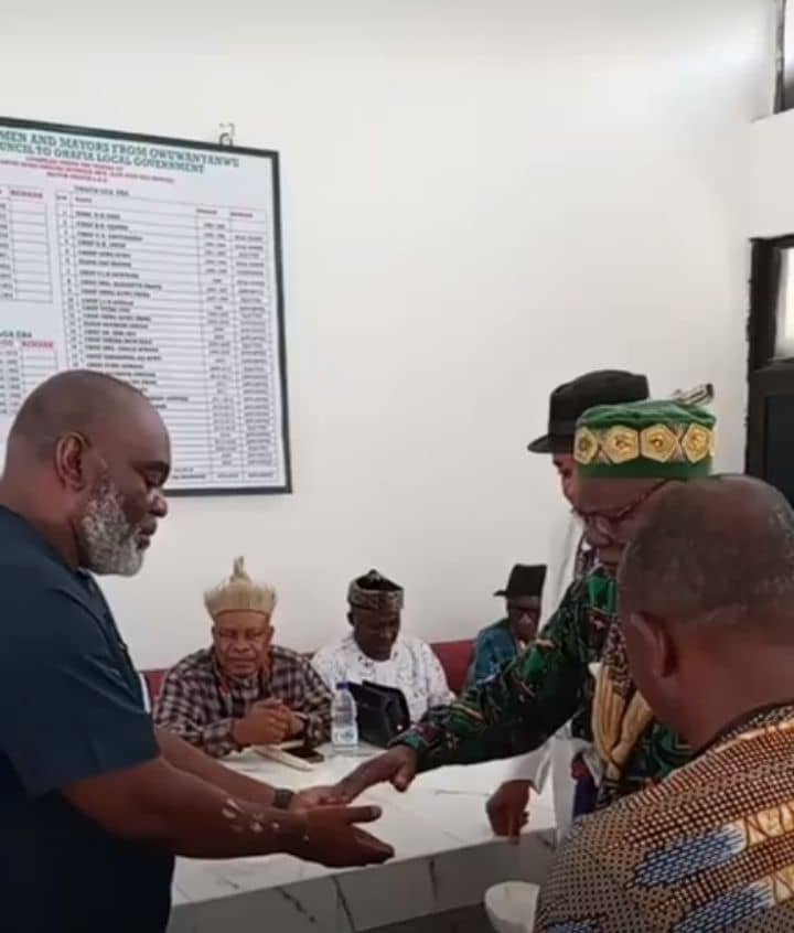 New Era, New Leadership In Ohafia As Chief Dr. David Ogba Onuoha Hands ...