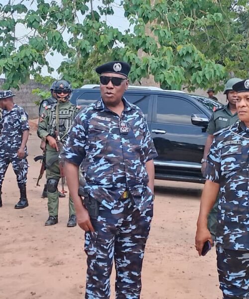 Abia State CP Danladi Isa Leads Rescue Team In Operation To Apprehend Attackers Of Police Officers On Duty