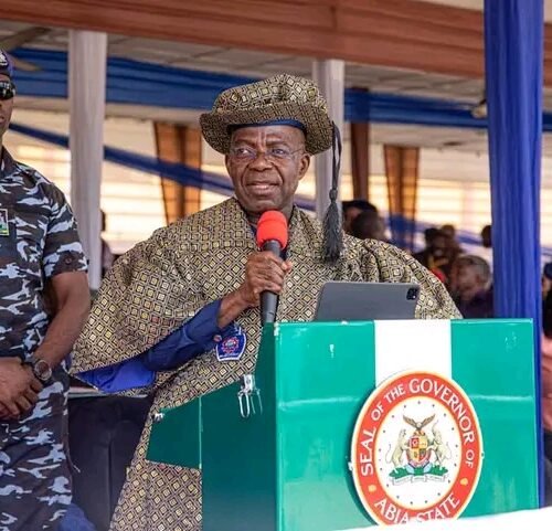 Gov. Otti Vows To Transform Education Institutions, Gives Grants to The 250 Best Graduands Of Dr. Ogbonnaya Onu Polytechnic, Aba