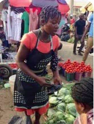 Abia Residents Flock To Local Markets For Christmas Shopping, Spend Millions