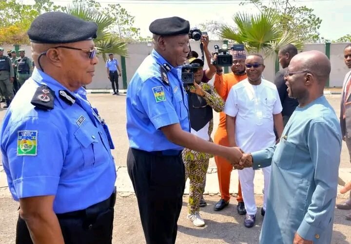 Otti Hands-Over 5 APC Vehicles To Police, Vows Never To Allow Public Assets To Deteriorate