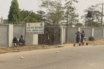 Osun LGA Poll: Police Seal OSSIEC Headquarters, Arrest Staff