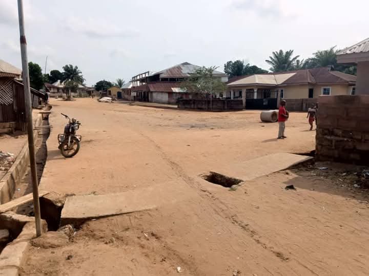 Amaekpu Ohafia Receives Another Dividend Of The New ABIA, As Greater Ohafia Development Agency (GODA) Begins Asphalting Of Internal Ring Road 6 IMG 20250304 WA0077