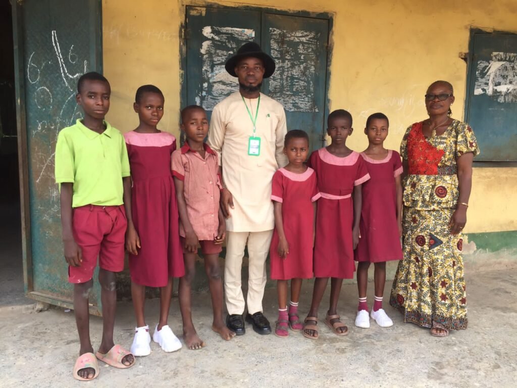 Hon. Uchendu Eni Tours Schools, Empowers Indigent Pupils With PSLAT Exam Sponsorship 6 IMG 20250321 WA0025