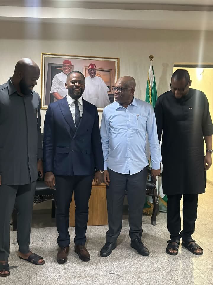 Ikenna Ukwa Led Some APC Stakeholders In Ohafia LGA For Appreciation Visit To Senator Orji Uzor Kalu 3 FB IMG 1747768539434