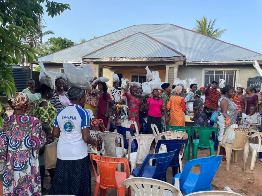 Amaekpu Ohafia Women Receives Fertilizer From Ikenna Ukwa 9 IMG 20250523 WA0016