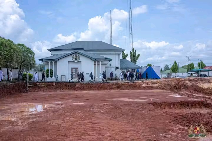 Governor Otti Inspects Ongoing Construction Of New Governor's Office, Residence, Expansion Of Tower To Onuimo Road 6 1749361374471