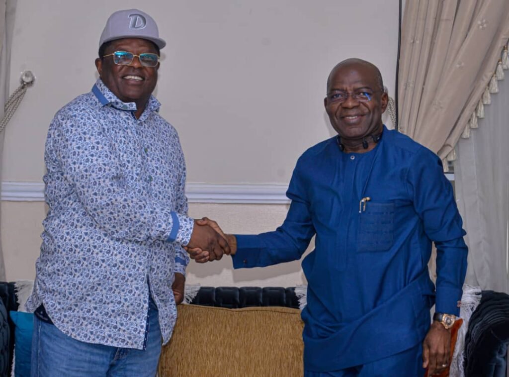 Engr. Dave Umahi Commends Gov. Otti For Reconstructing Federal Roads In Abia 9 IMG 20250620 WA0010