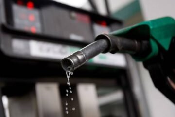 Nigerian Marketers Reduce Fuel Prices As FGN Shuts Down Economy In Honour Of Buhari