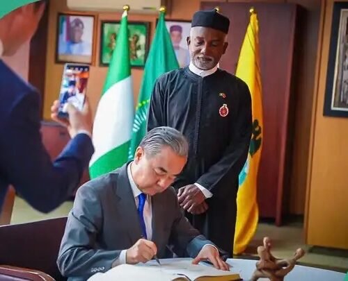 Chinese Language Added To Nigeria’s Senior Secondary Curriculum