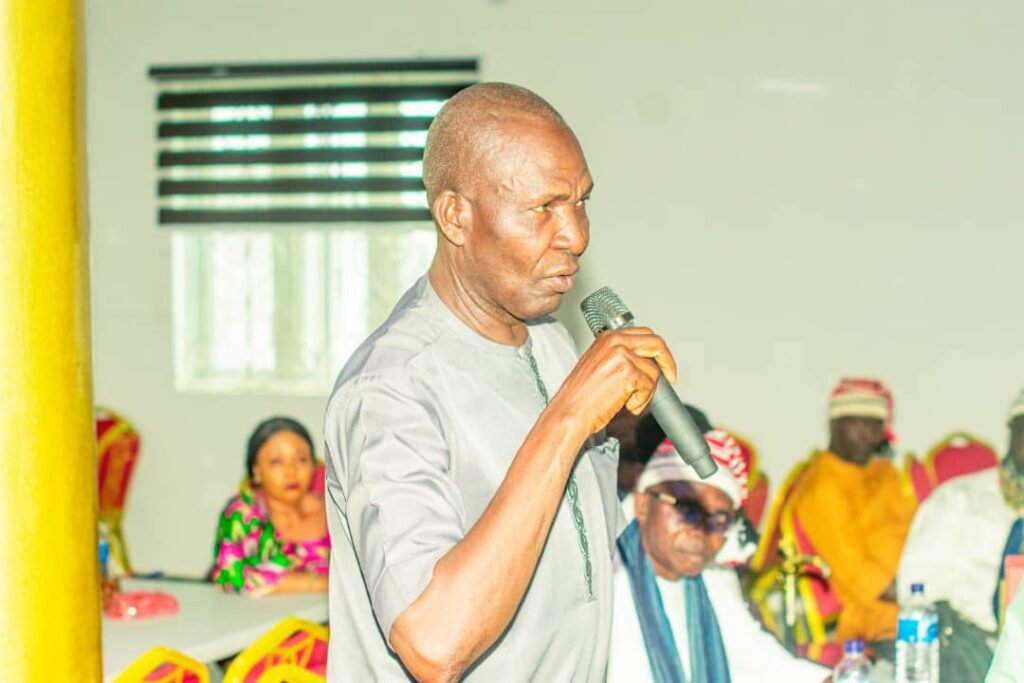 Abia North APC Progressive Forum Paid A Courtesy Visit To Chief Dr. Sam Anya(Akaekpuchionwa) As Strong Contender 8 10150