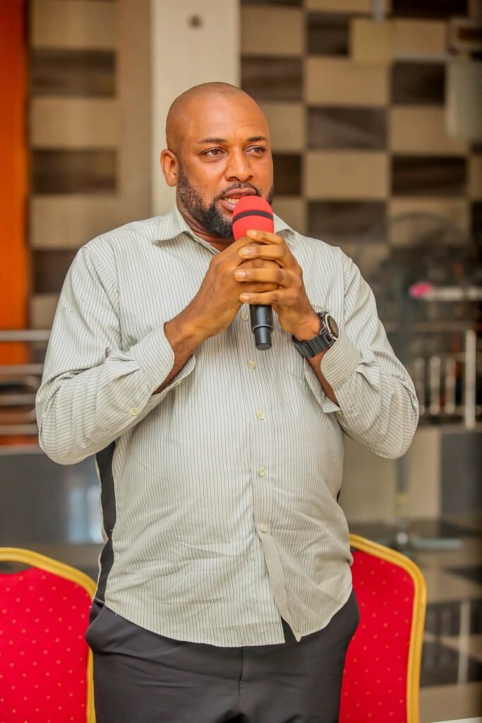 Ikenna Ukwa Interacts With Abam APC Women Leaders, Pledges Empowering Traders With Business Support Grant 6 7797