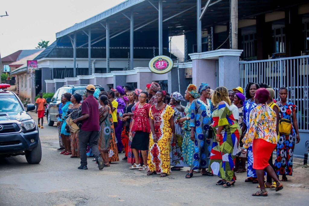 Ikenna Ukwa Interacts With Abam APC Women Leaders, Pledges Empowering Traders With Business Support Grant 13 7809