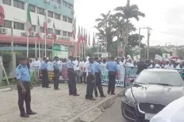 Tension As Gunshot Rocks PDP Headquarters