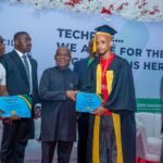 b5555b09315f4248acf535da87eb92ff