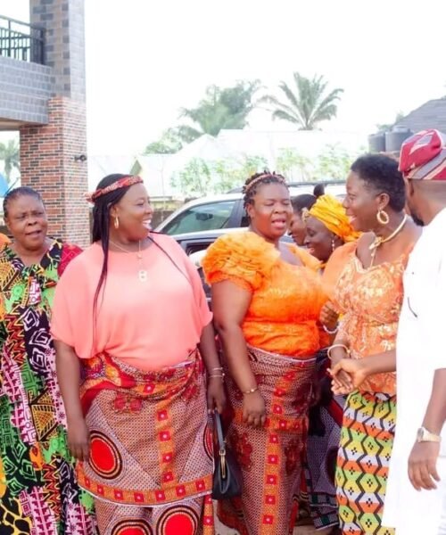 Ikenna Ukwa Interacts With Ikenna Ukwa Women Support Group