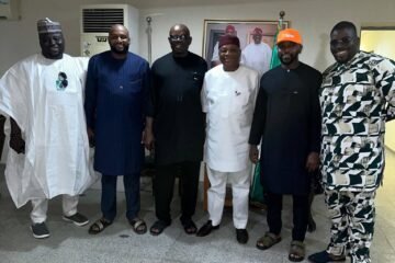 APC National Convention: Senator Orji Kalu Hosts Ohafia APC Stakeholders