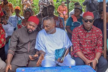 Ikenna Ukwa Holds Strategic Meeting With APC Ward & LGA Executives In Arochukwu