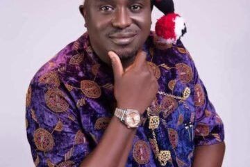 House Of Representatives Candidate Of APC For Arochukwu/Ohafia, Chief Ikenna Ukwa Celebrates His Brother Chief Dr Sam Anya (Akaekpuchionwa) On His Birthday Anniversary