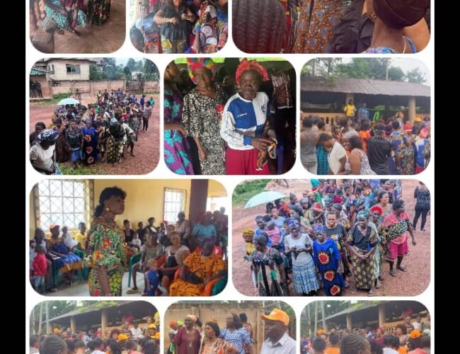 Jubilation As Nkporo Women Receive Gift Items And Cash From APC House Of Reps Candidate For Arochukwu/Ohafia Hon. Chief Ikenna Nicolas Ukwa