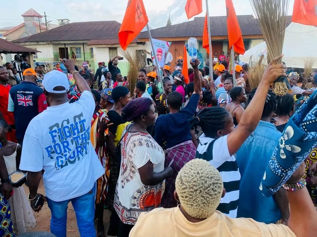 1000216063