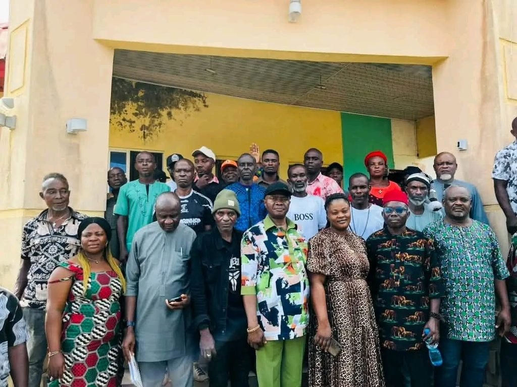 APC In Ututu Ward Reaffirms Support For Ikenna Ukwa And All APC Candidates 8 1000257236