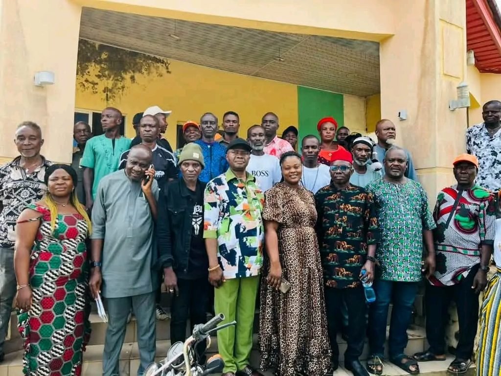 APC In Ututu Ward Reaffirms Support For Ikenna Ukwa And All APC Candidates 7 1000257237