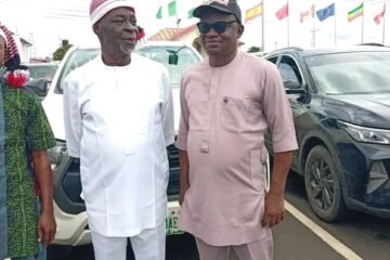 WORLD TEACHERS’ DAY: Hon. Chief Kalu Mba Nwoke (Etiokwe) Celebrates Teachers Across Ohafia South And Abia State